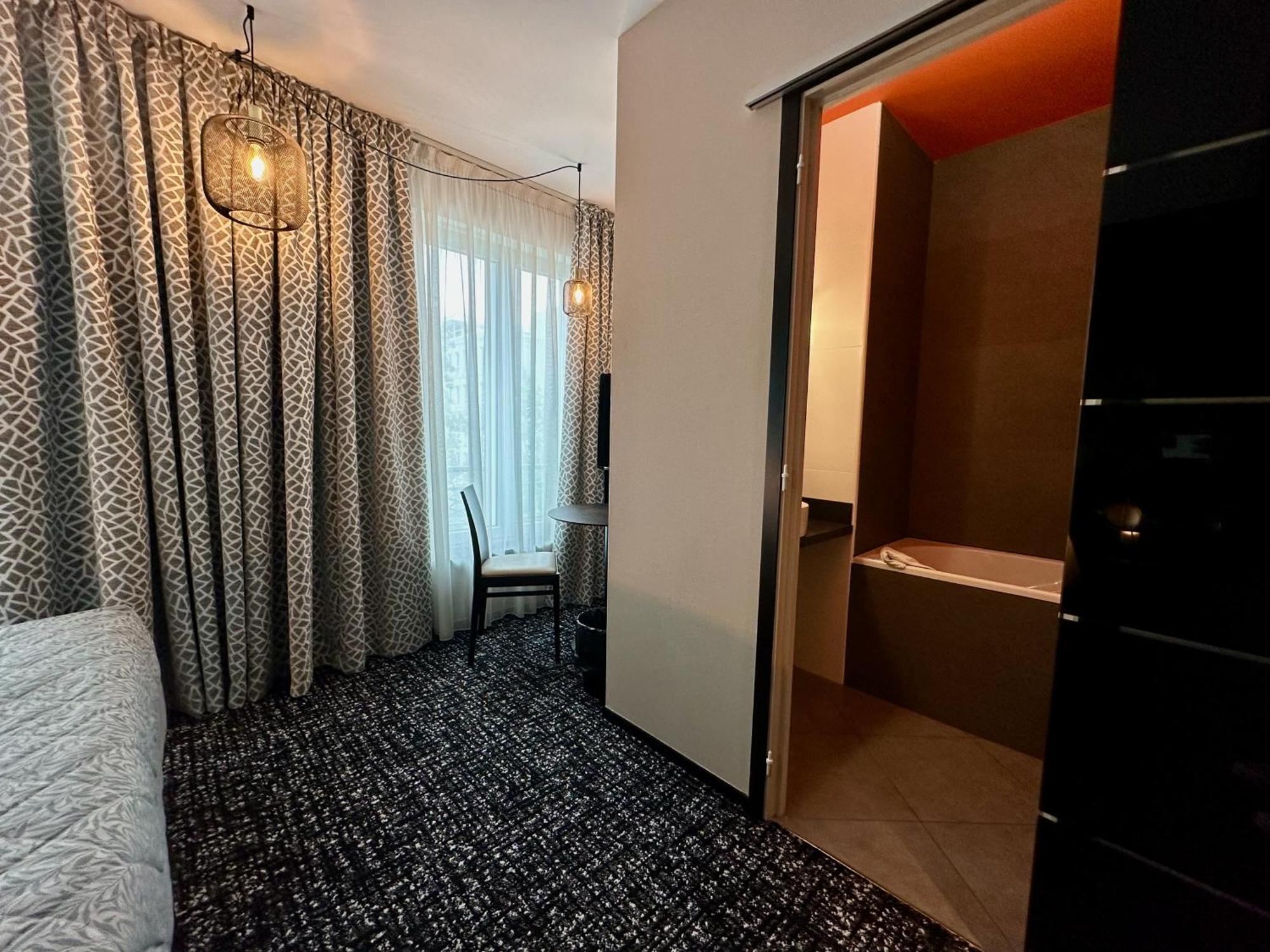 The Originals Boutique, Hotel De La Paix, Брест Экстерьер фото
